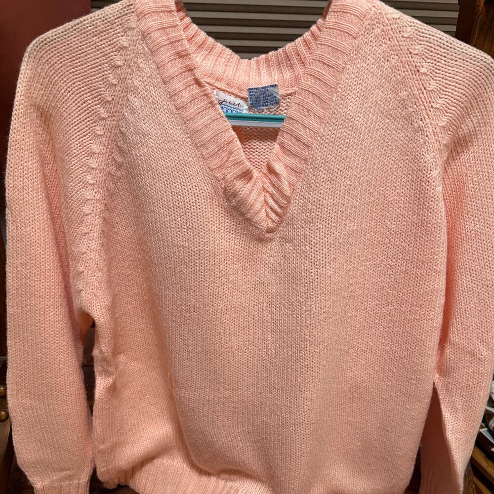 Vintage 1990s Just Maggie Peach Women's Sweaters | 100% Acrylic | Women’s S